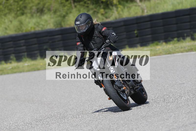 Archiv-2025/09 22.04.2025 Cornu Master School ADR/gruen-vert/25